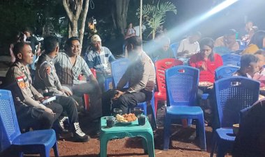 Berikan-rasa-aman,-Polsek-Titehena---Polres-Flotim-Lasanakan-Patroli-Dialogis-saat-Pesta-Sambut-baru.