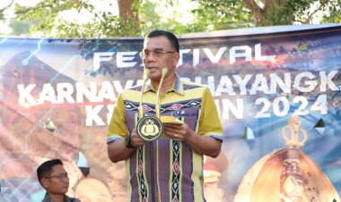 Buka-Fashion-Carnaval-Pagelaran-Budaya,-Kapolda-NTT-:-Ini-Wujud-Apresiasi-terhadap-Kekayaan-Budaya-NTT