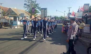 Polres-Flotim-lakukan-Pengamanan-Gerak-Jalan-Dalam-Meriahkan-HUT-RI-ke-79-di-Kab.-Flores-Timur.