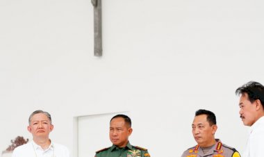 Tinjau-Kesiapan-Pengamanan,-Kapolri-Instruksikan-Warga-Terlayani-dengan-Baik-saat-Misa-Agung-Paus-Fransiskus