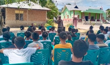 Giat-Pembinaan-Kamtibmas-Kapolsek-Adobar-Polres-Flotim-IPDA-Januardana-Rambi-Kepada-Karang-Taruna-Desa-Wureh-dan-Bugalima.