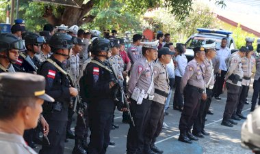 Apel-Persiapan-Hari-ke-Tujuh-Pengamanan-Kampanye-Pilkada-Serentak-2024-di-Kabupaten-Flores-Timur.