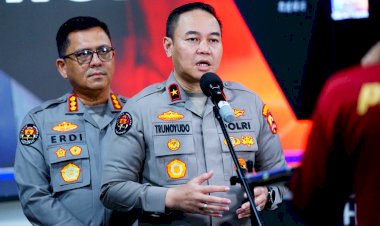 Densus-88-AT-Polri-Tangkap-Tiga-Terduga-Teroris-Anshor-Daulah-Jateng