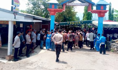 Polres-Flores-Timur-Amankan-Perayaan-Natal-Bersama-di-Gereja-Lewolaga