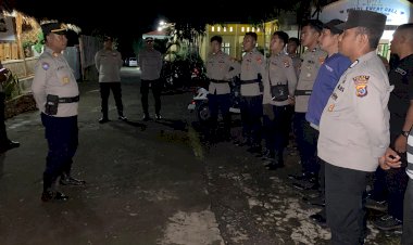 Polres-Flores-Timur-Amankan-Penetapan-Pasangan-Calon-Bupati-dan-Wakil-Bupati-Pilkada-2024