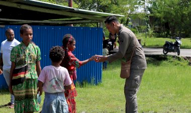 Senyum-Anak-Papua,-Cahaya-Kedamaian-di-Yalimo