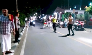 Polres-Flores-Timur-Laksanakan-Pengamanan-Sholat-Tarawih-di-Beberapa-Masjid