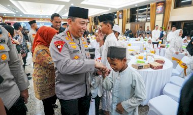 Berbagi-Takjil-dan-Buka-Puasa-Bersama,-Kapolri-Perkuat-Sinergi-dengan-Media-dan-Masyarakat