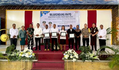 Kapolres-Flotim-Hadiri-Musrenbang-RKPD-Kabupaten-Flores-Timur-Tahun-2025
