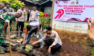 Polri-untuk-Masyarakat:-Polsek-Adonara-Timur-Bedah-Rumah-Lansia-di-Tengah-Peringatan-Hari-Bhayangkara-ke-79