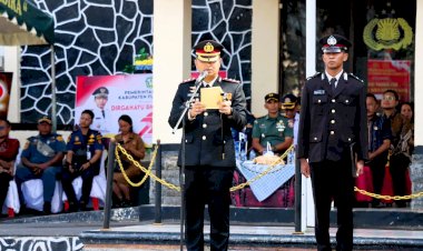 Momentum-Hari-Bhayangkara-ke-79,-Polres-Flotim-Kukuhkan-Semangat-Pelayanan-dan-Profesionalisme