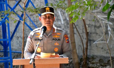 Wujud-Kepedulian-Polri-di-HUT-Bhayangkara-ke-79,-Kapolda-NTT-Resmikan-Sumur-Bor-untuk-43-KK-Aspol-Tode-Kisar