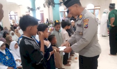 Pererat-Silaturahmi,-Polres-Flotim-Hadiri-Maulid-Nabi-Bersama-Warga-Ekasapta