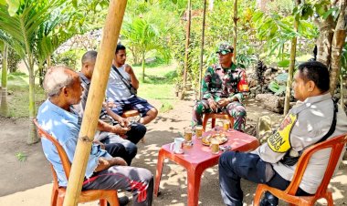 Bhabinkamtibmas-Desa-Hewa-Sambangi-Warga,-Ajak-Dukung-Koperasi-dan-Waspada-Bencana