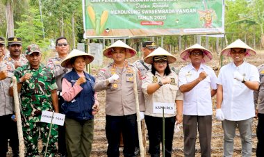 Polres-Flores-Timur-Dukung-Swasembada-Pangan-Lewat-Penanaman-Jagung-Serentak