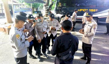 Wujudkan-Polri-yang-Informatif,-Humas-Polres-Flores-Timur-Dorong-Personel-Jadi-Agen-Kehumasan-Aktif