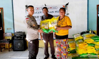 Polres-Flotim-Bantu-Warga-Hadapi-Kenaikan-Harga,-5-Ton-Beras-Murah-Ludes-Terjual!