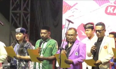 Semarak-Hari-Ketiga-Gebyar-UMKM-dan-Pesta-Rakyat-“Katong-Deng-Polda-NTT”,-Pengunjung-Ikrarkan-Sumpah-Pemuda