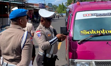 18-Teguran,-Operasi-Zebra-Turangga-2025-Polres-Flores-Timur-Fokus-Tertib-Berlalu-Lintas