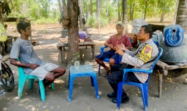 Aipda-Elia-Nenosaban-Bangun-Kedekatan-dengan-Sambang-Warga-Lamawohong