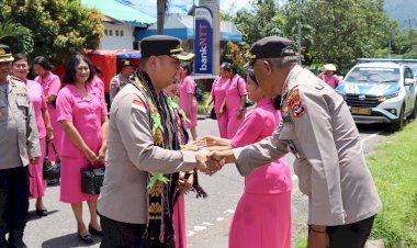 Semangat-Pelayanan-Jadi-Pesan-Utama-Kapolres-di-Polsek-Wulanggitang