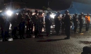 Brimob-Maumere-Dikerahkan-untuk-Amankan-Bentrok-di-Adonara,-Flores-timur