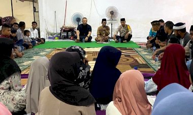 Berbagi-di-Bulan-Suci,-Kapolres-Flores-Timur-Berikan-Jamuan-Buka-Puasa-Anak-Yatim