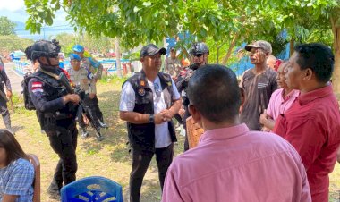 Dialogis-dan-Humanis,-Polres-Flores-Timur-Gelar-Patroli-Jaga-Ketenangan-Jelang-Paskah