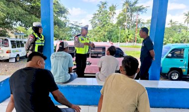 Satlantas-Polres-Flotim-Bangun-Budaya-Tertib-Berkendara-di-Terminal-Lamawalang