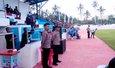 Personel-Polsek-Adonara-Kawal-Jalannya-Ape-Buan-Cup-II,-Aman-hingga-Peluit-Akhir