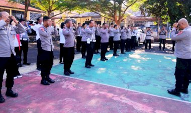 Terapi-USEFT-Hadirkan-Ketenangan-dan-Semangat-Baru-bagi-Personel-Polres-Flores-Timur