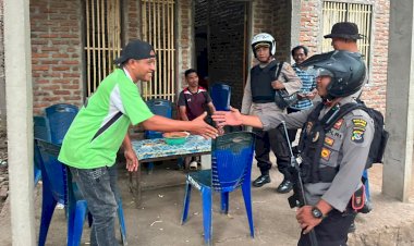Jaga-Kondusivitas,-TNI-Polri-Intensifkan-Patroli-Humanis-di-Dusun-Lewonara