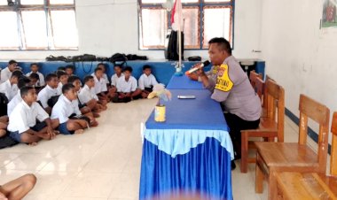 Pesan-Sederhana-dari-Bhabinkamtibmas-untuk-Pelajar-SMPN-1-Solor-Timur:-Stop-Bullying,-Jaga-Pertemanan