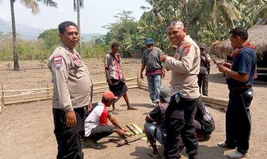 Menjaga-Tradisi,-Merawat-Kedamaian,-Polsek-Wulanggitang-Hadir-di-Pesta-Kebun-Pululera