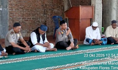 Jumat-Keliling,-Polres-Flores-Timur-Ajak-Warga-Peduli-Lingkungan-dan-Ekonomi