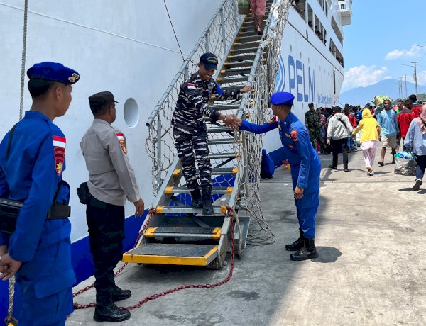 Polres Flores Timur Pastikan Pengamanan KM Lambelu Berjalan Aman dan Lancar