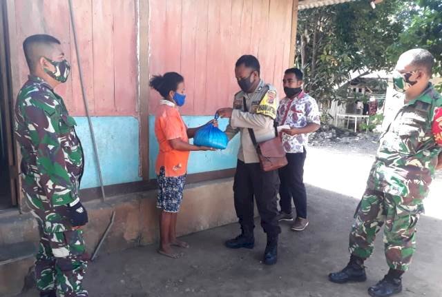 Bantuan Sosial Polri Peduli Covid-19 Brigpol Bosko Distribusikan Bansos