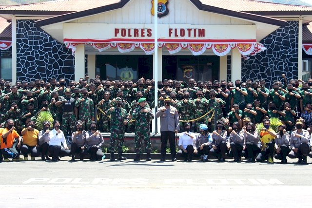 Sinergitas TNI POLRI, Polres Flotim Lakukan Penyambutan 188 Prajurit Remaja Kodim 1624 Larantuka