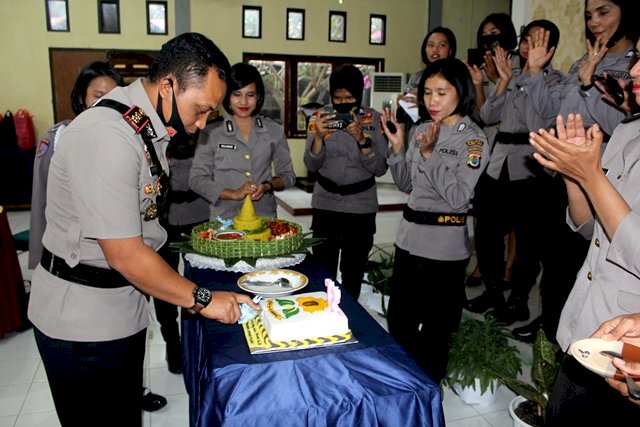 Rayakan Hari Jadi Polwan Ke-72, Polres Flotim Gelar Acara Sederhana