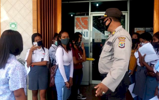 Ops Aman Nusa II, Satgas Polres Flotim Sosialisasikan Protokol Kesehatan