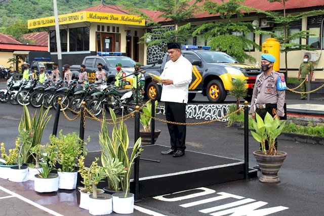 Bupati Flores Timur Pimpin Apel Gelar Pasukan Dalam Rangka Operasi Lilin Turangga 2020