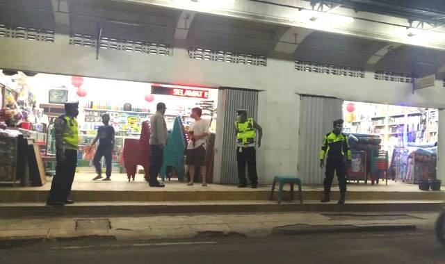 Polres Flotim Lakukan Patroli Himbau Masyarakat Disiplin Prokes Covid-19