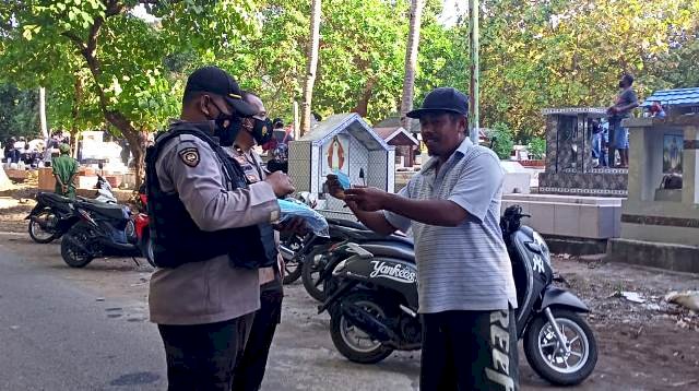 Sat Sabhara Polres Flotim Rutin Gelar KRYD dan Pendisiplinan Patuh Prokes Covid-19