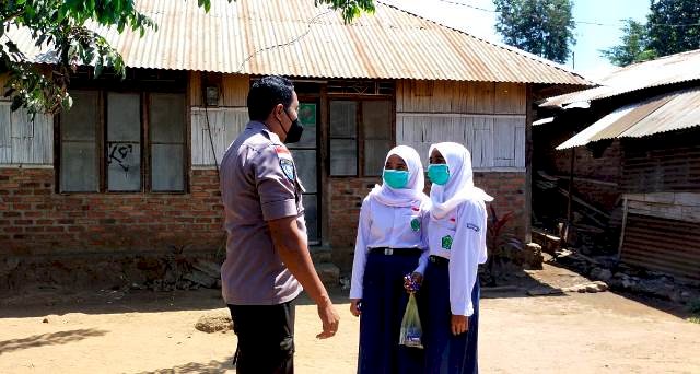 Berikan Rasa Aman, Bhabinkamtibmas Desa Pledo Laksanakan Sambang dan Binluh ke Sekolah