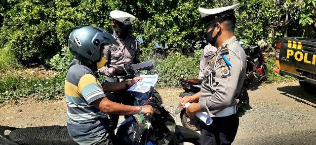 Dalam Rangka Operasi Patuh Ranakah 2021, Polres Flotim Periksa Kelengkapan Ranmor