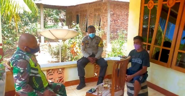 Sinergitas Bhabinkamtibmas Bersama Babinsa Lakukan Sambang dan komunikasi