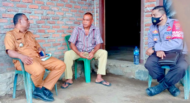Bhabinkamtibmas Aipda Fransiskus Sili Sambangi Tokoh Masyarakat