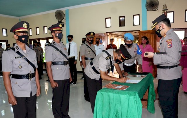 Pimpin Sertijab, Kapolres : Terima Kasih Buat Pejabat Lama dan Baru