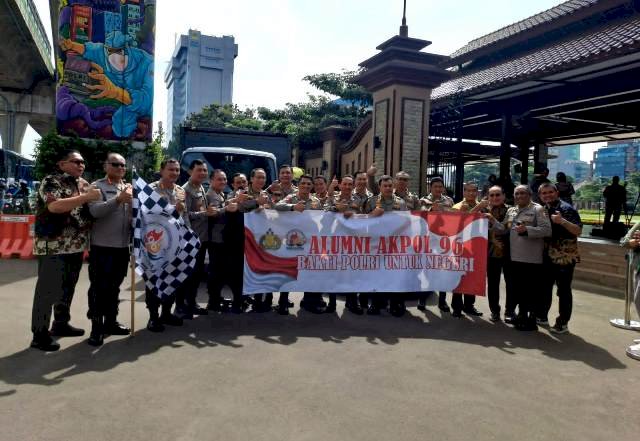 Aksi Alumni Akpol 1996 Bantu Korban Gempa Cianjur