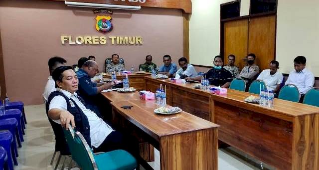 Melalui Vidcon, Polres Flotim Bersama Instansi Terkait Ikuti Rakor Lintas Sektoral Bidang Operasional Tahun 2022